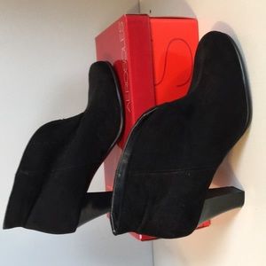 A2 by Aerosoles booties